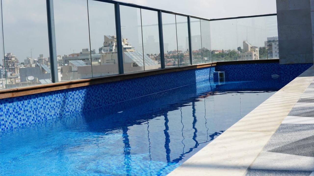 Luxury Rooftop Apartment In Netanya Luaran gambar